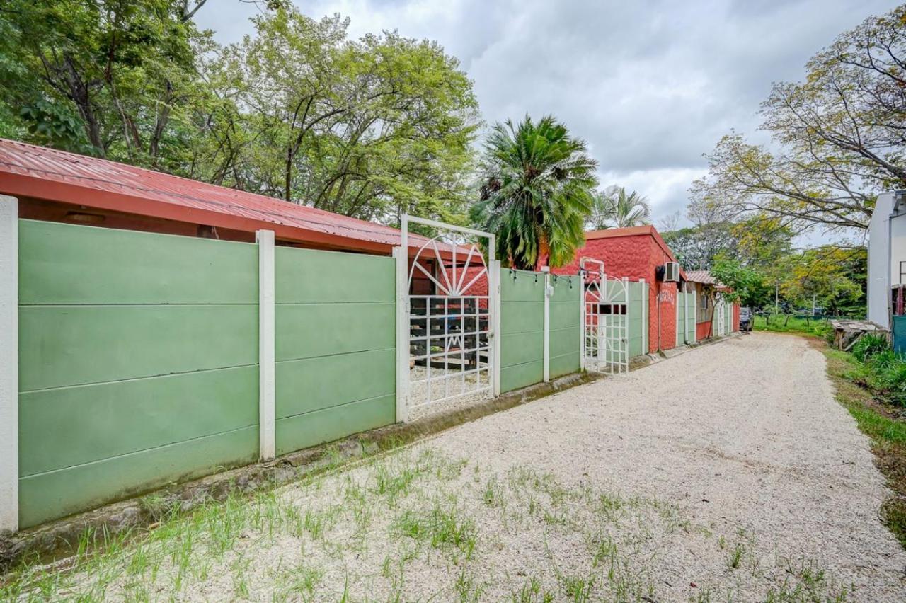 Hotel Mahayana Tamarindo Eksteriør bilde