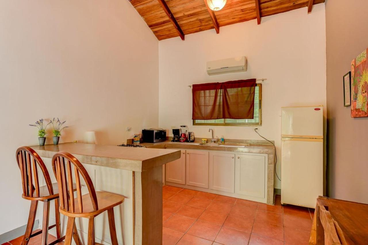 Hotel Mahayana Tamarindo Eksteriør bilde